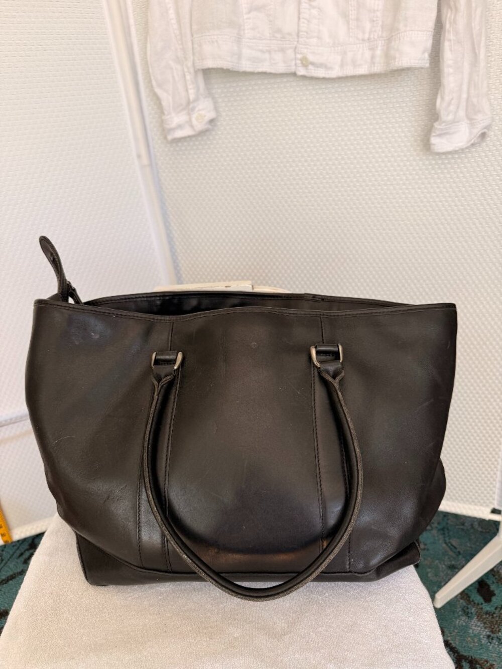 LL BEAN BLACK LEATHER TOTE